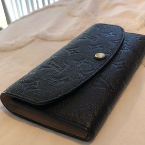 Emilie Wallet- Louis Vuitton